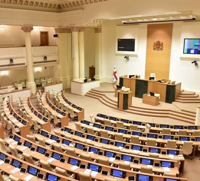 პარლამენტმა საარჩევნო რეფორმის შესახებ კანონპროექტი პირველი მოსმენით დაამტკიცა
