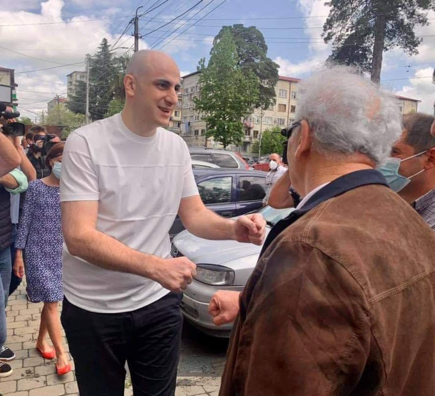 “ნაციონალური მოძრაობა” რეგიონებში მხარდამჭერებთან კონსულტაციებს აგრძელებს