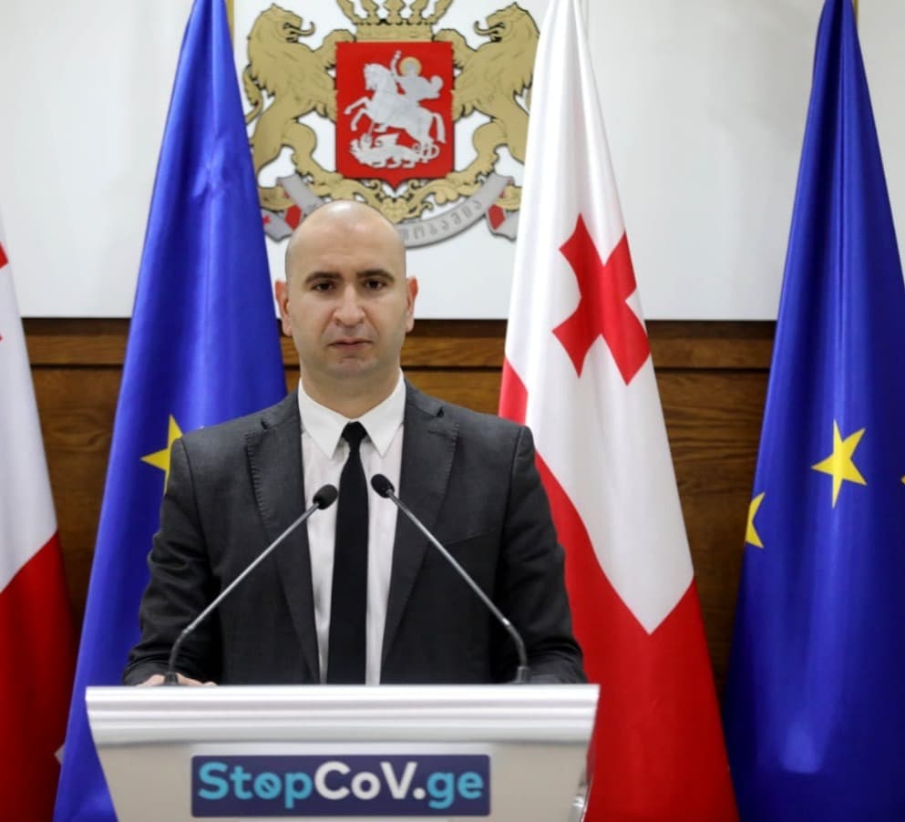 “სხვა დროს, როდესაც ტყუილის თქმის ტირაჟირებას გადაწყვეტთ, იქნებ რამე ეგზოტიკურიც დააბრალოთ გახარიას!”