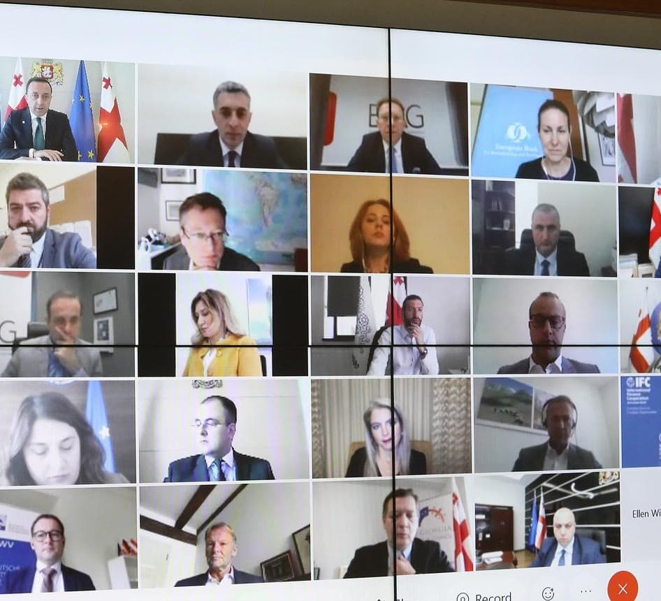 Frontnews image description