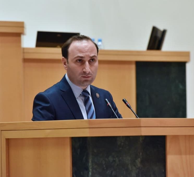 “ვფიქრობ, რომ არის რესურსი პოზიციების დაახლოების”