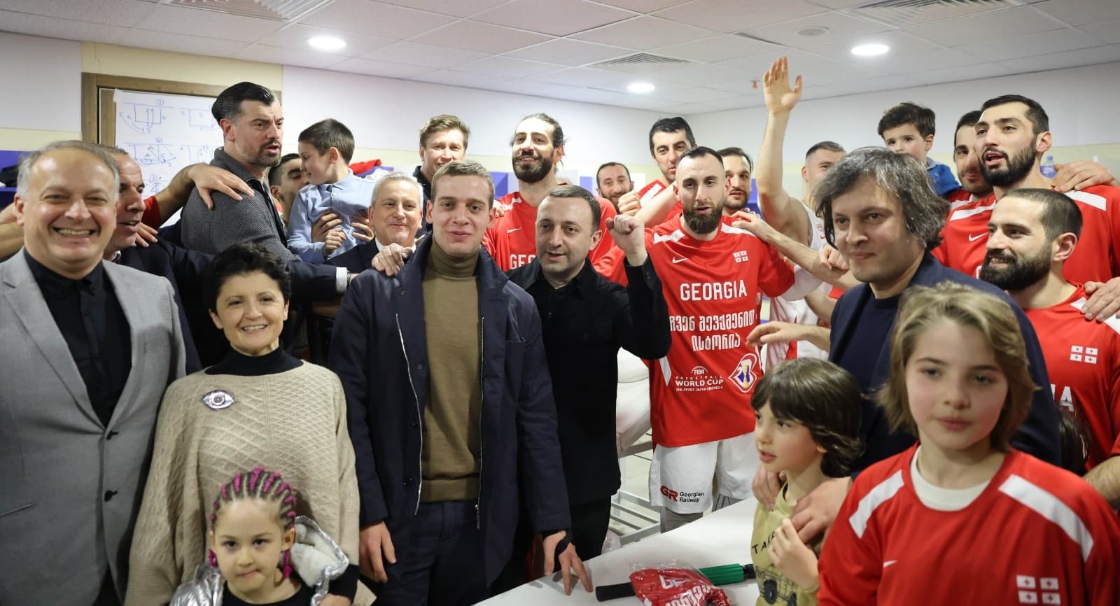 Frontnews image description