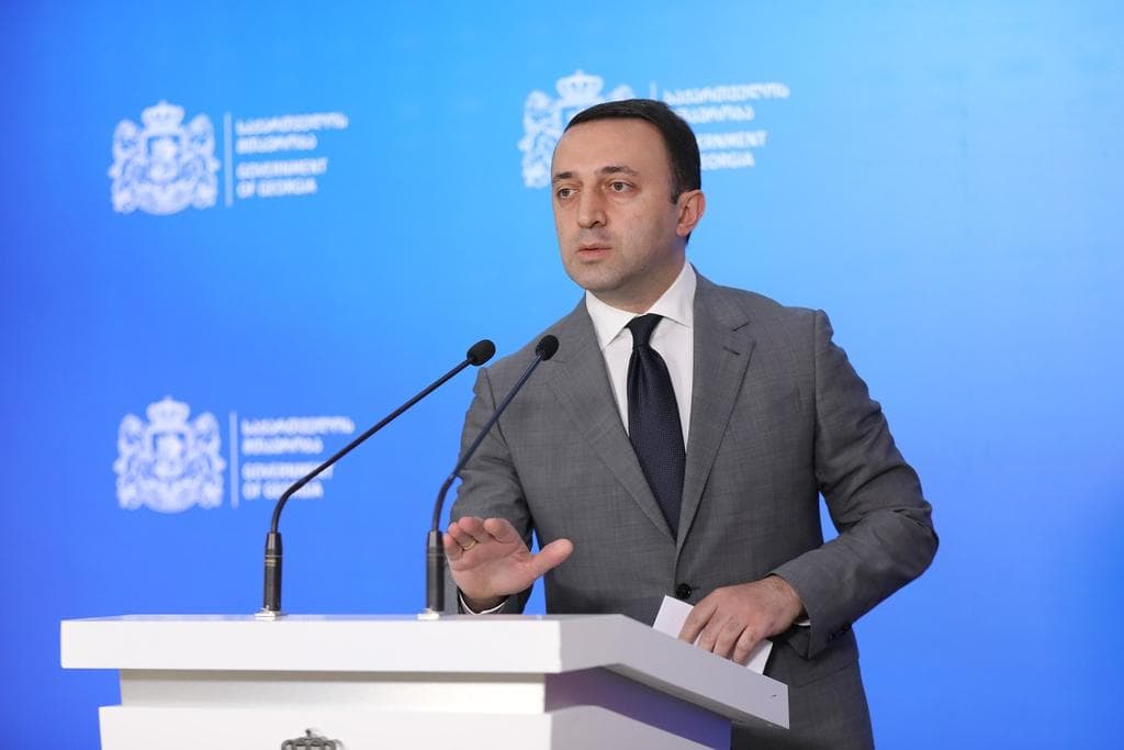 ირაკლი ღარიბაშვილი – ჩემი მეუღლე აიცრა სინოფარმის ვაქცინით, ოჯახის ყველა წევრი აცრილი მყავს