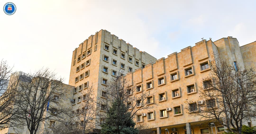 ყოფილი მეუღლის დამამძიმებელ გარემოებებში განზრახ მკვლელობისთვის ბრალდებულს თავისუფლების 20 წლით აღკვეთა მიესაჯა