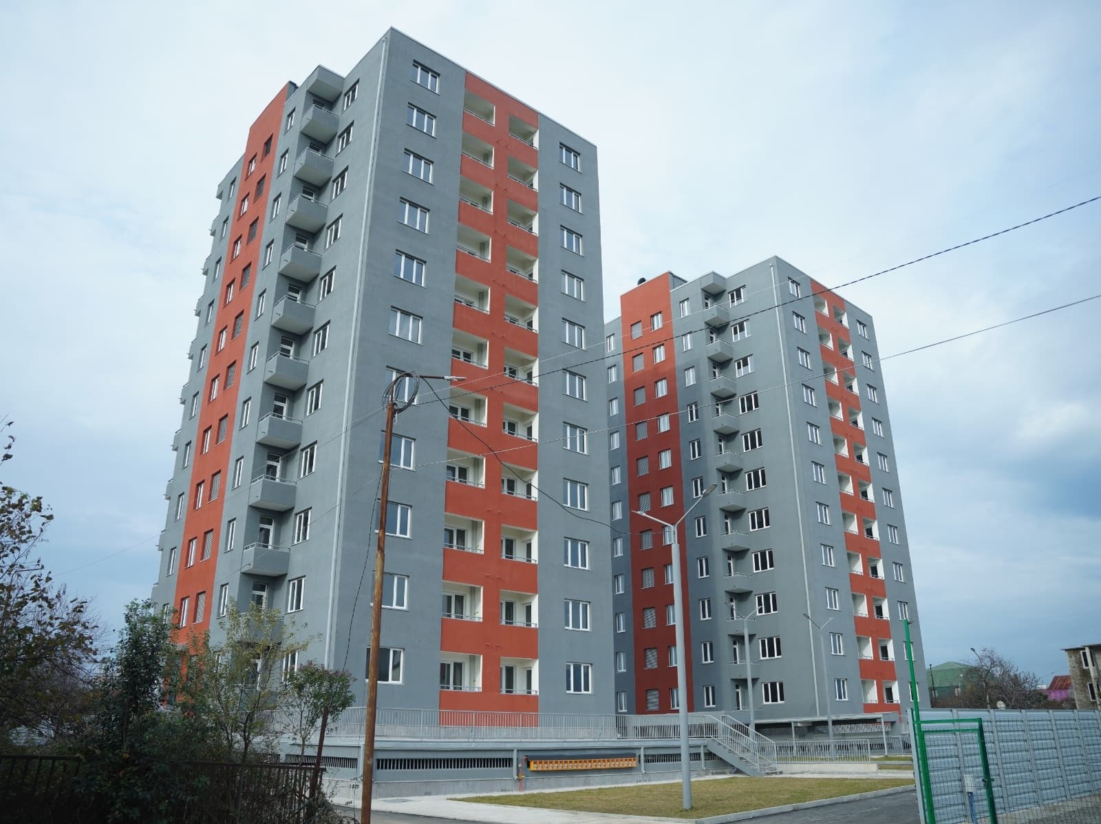 Frontnews image description