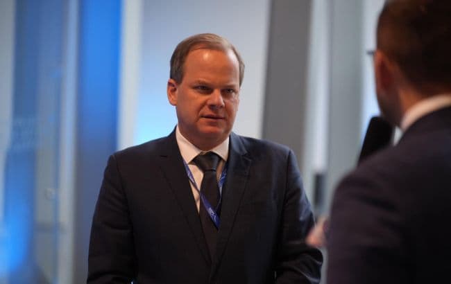 საბერძნეთის ტრანსპორტის მინისტრი მატარებლების შეჯახების შემდეგ თანამდებობიდან გადადგა