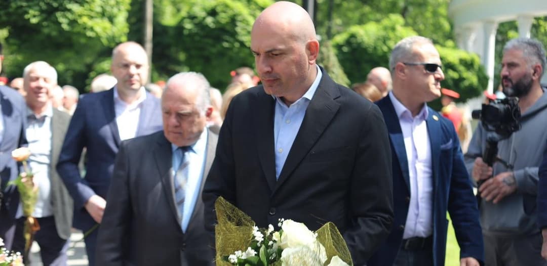 რუსლან აბაშიძემ მეორე მსოფლიო ომში დაღუპულთა ხსოვნას პატივი მიაგო