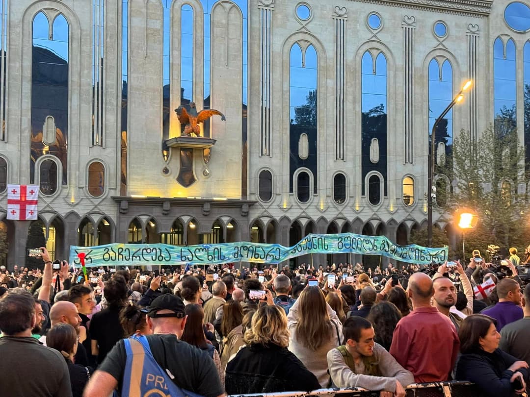 პარლამენტთან საპროტესტო აქცია 17 აპრილს, 12:00 საათზე განახლდება