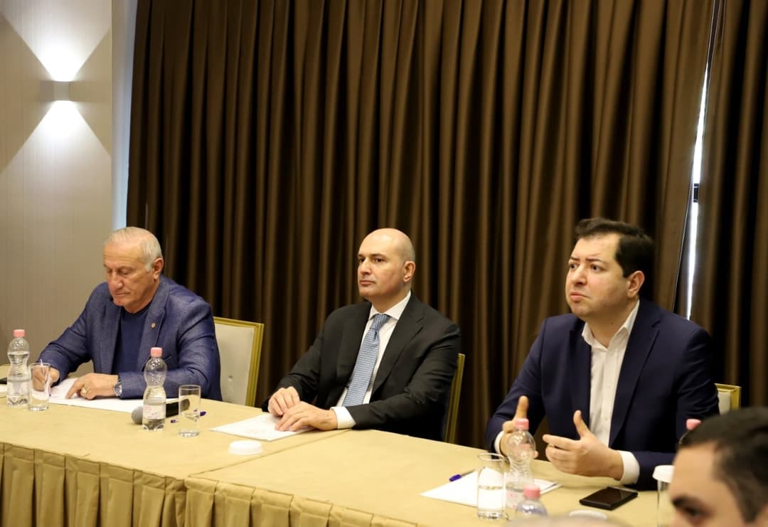 “დიალოგი მშვიდობისათვის“ – დევნილ საზოგადოებასთან შეხვედრა გაიმართა