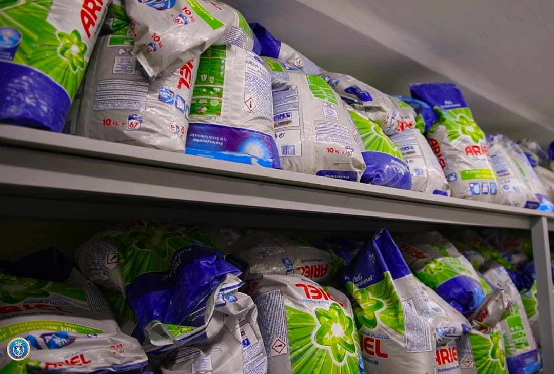 სხვისი სასაქონლო ნიშნის მართლსაწინააღმდეგო გამოყენების ფაქტზე, ერთი პირი ბრალდებულის სახით პასუხისგებაში მისცეს