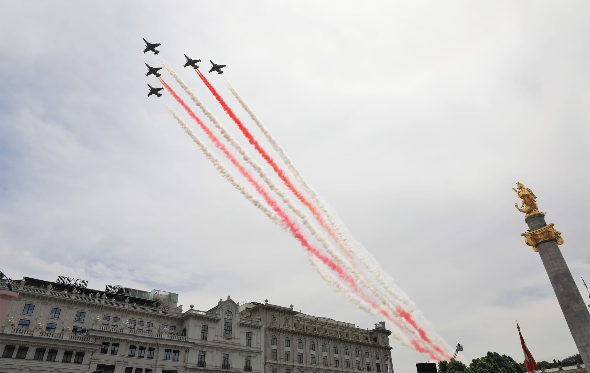 Frontnews image description