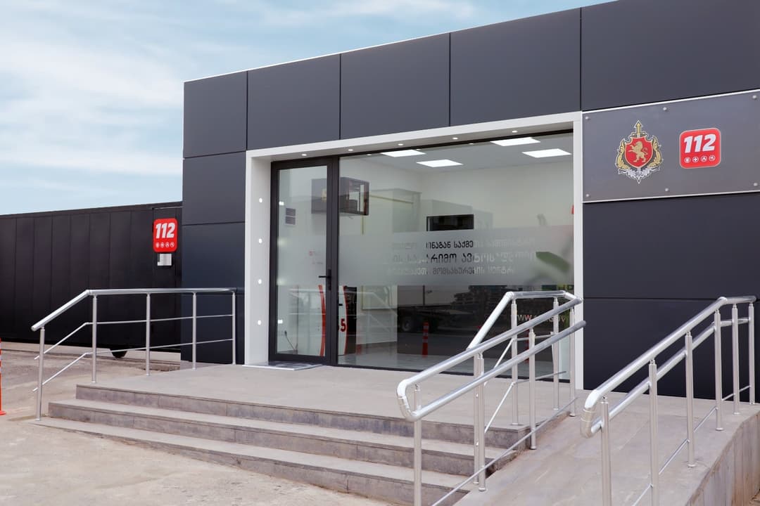 112-ის საჯარიმო ავტოსადგომებზე მოქალაქეთა მომსახურების ცენტრები გაიხსნა