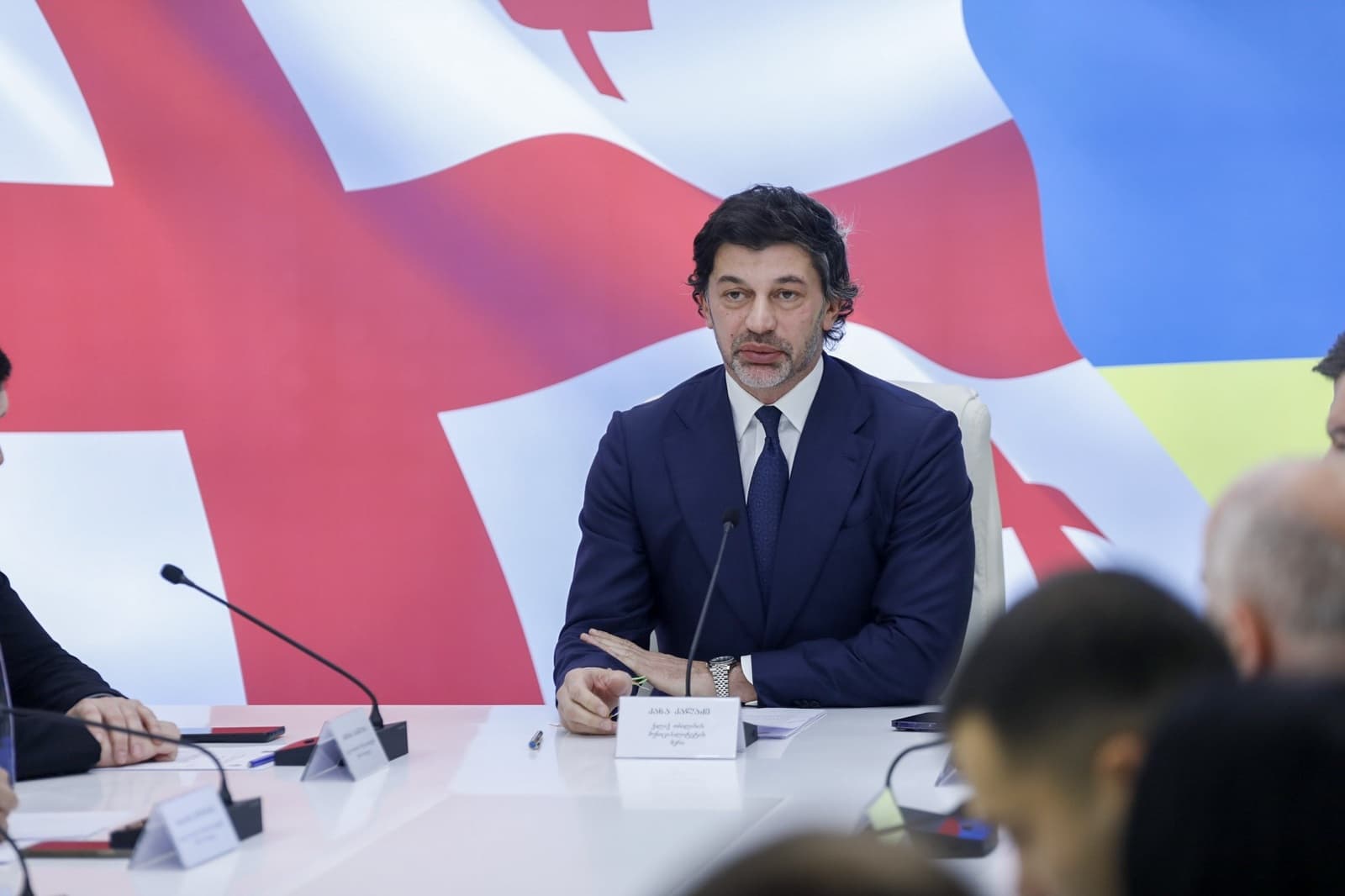 Frontnews image description