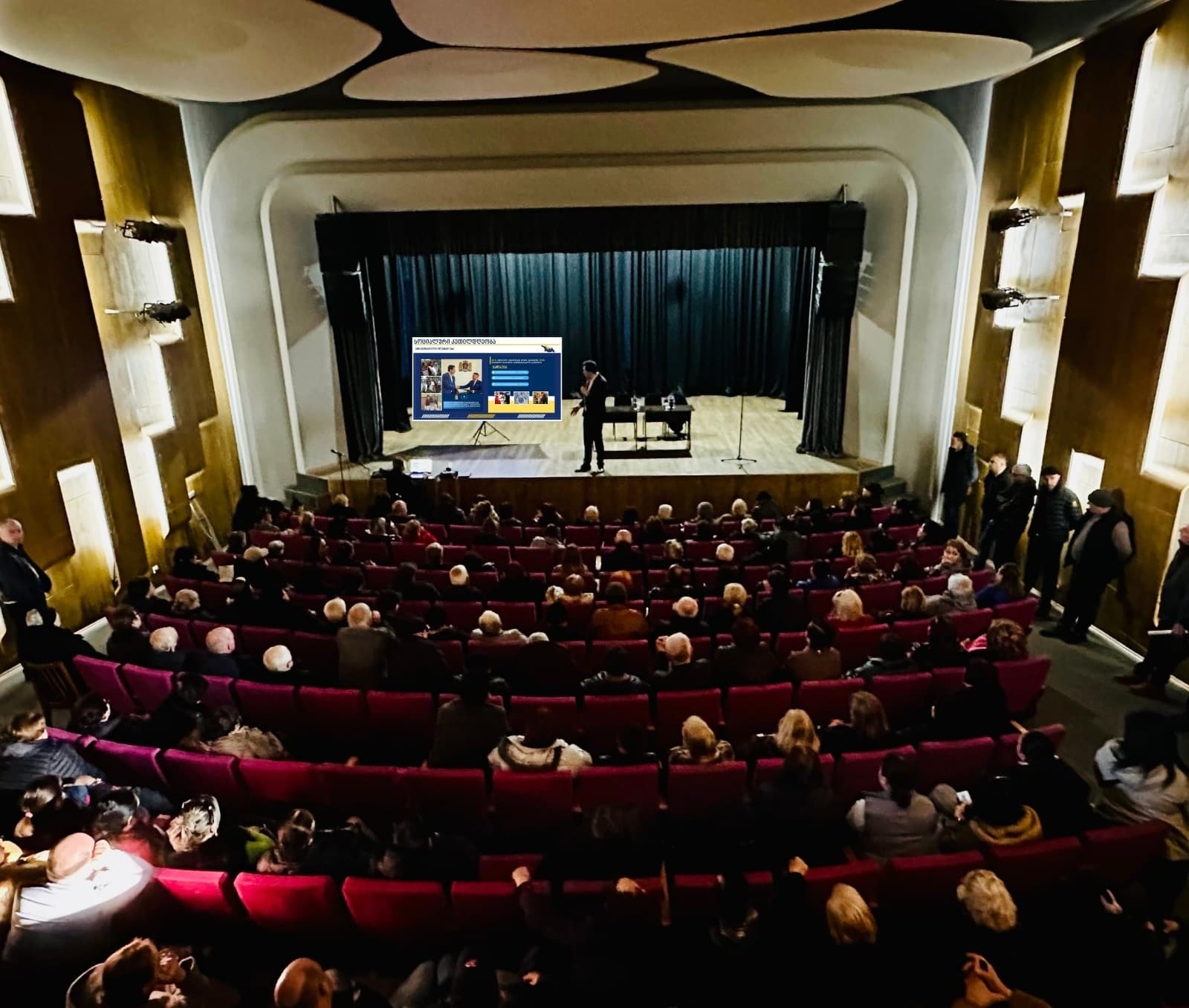 Frontnews image description