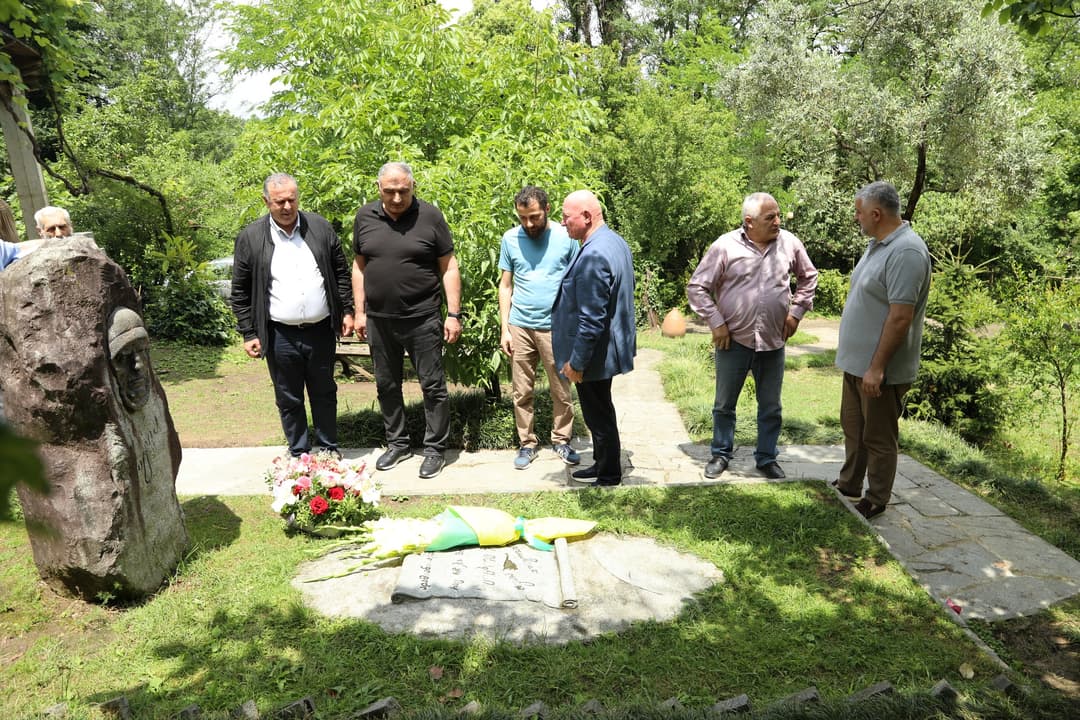 წყალტუბოში ოტია იოსელიანის 93 წლის იუბილე აღინიშნა