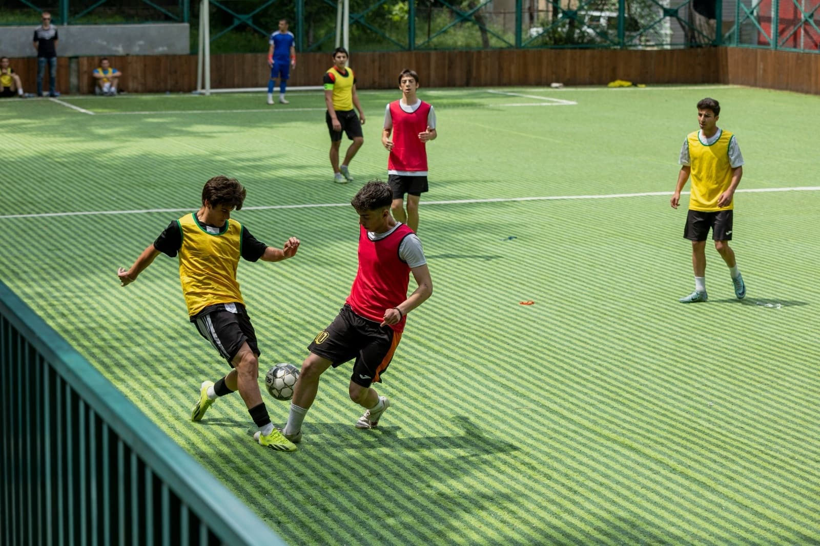 Frontnews image description