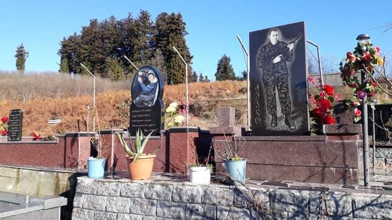 Frontnews image description