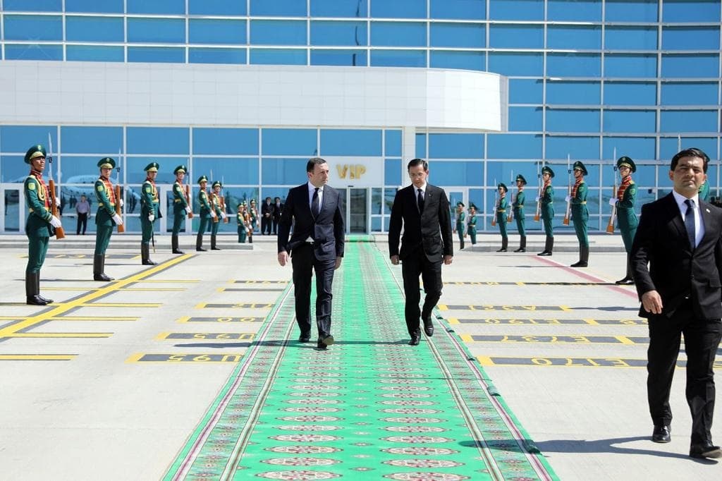 ირაკლი ღარიბაშვილის ვიზიტი თურქმენეთში დასრულდა