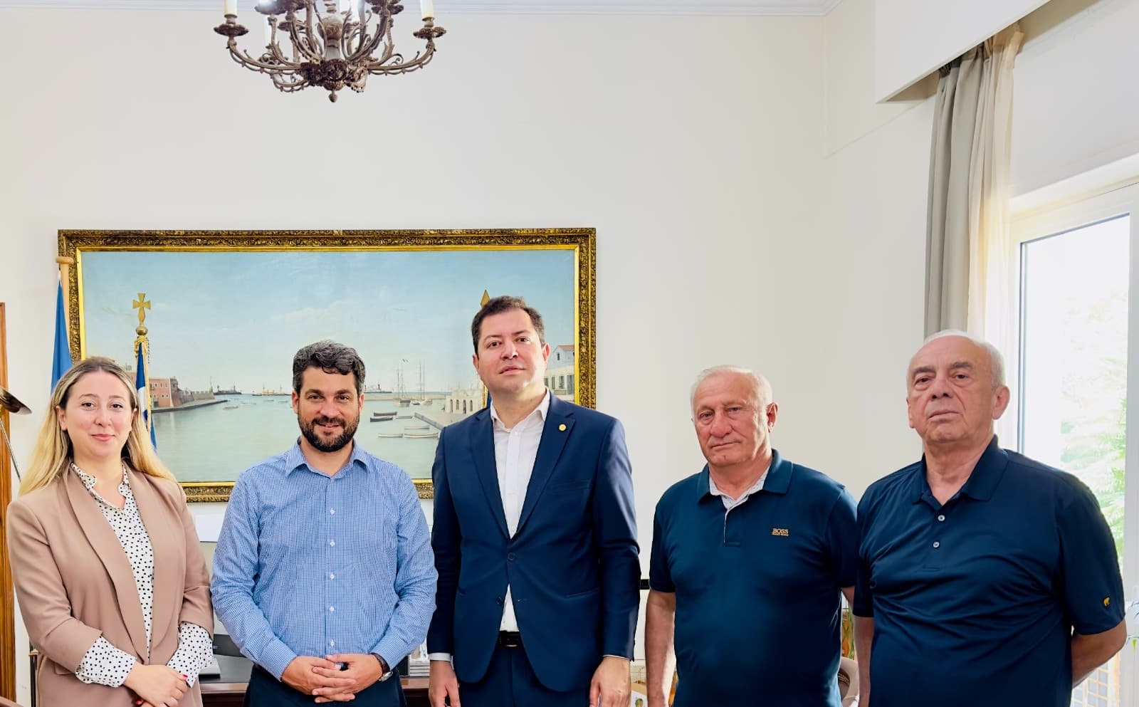 Frontnews image description