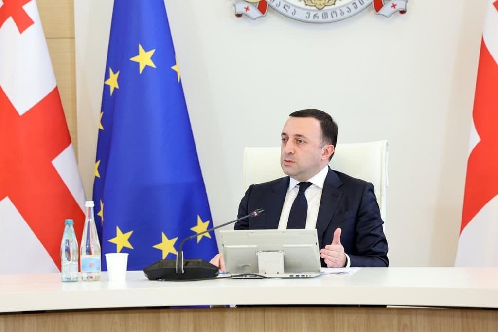 ირაკლი ღარიბაშვილი – ქედს ვიხრი ჩვენი გმირების ნათელი ხსოვნის წინაშე