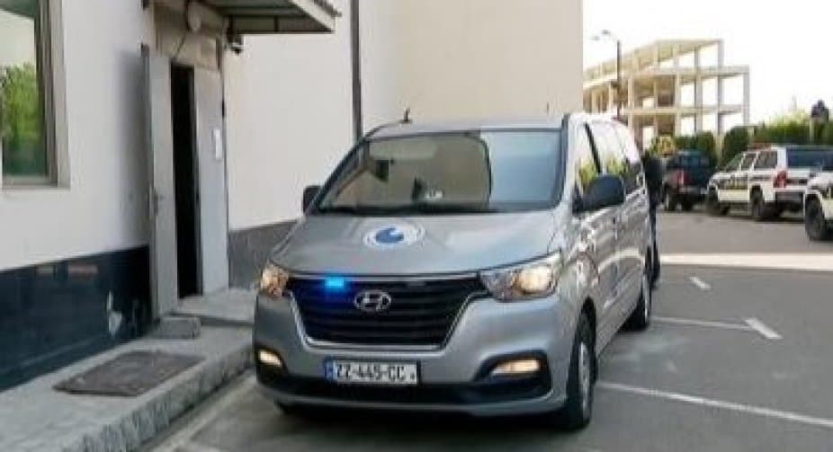 Ex.Pres Saakashvili transported to a civilian clinic for treatment