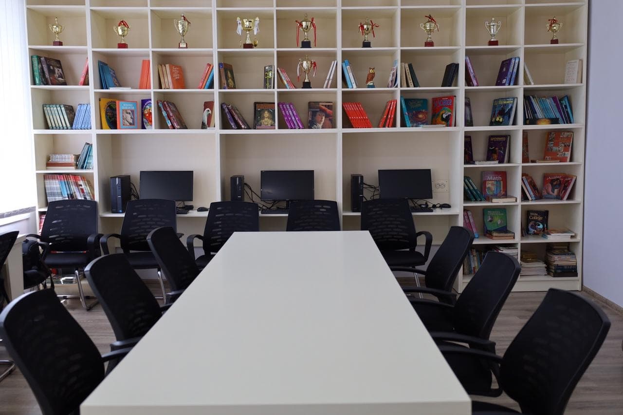 Frontnews image description