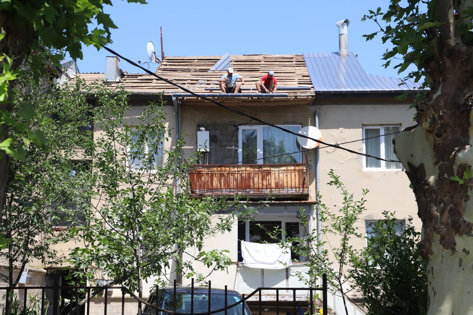 Frontnews image description