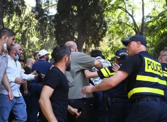 სასამართლომ 5 ივლისის საქმეზე ბრალდებული კიდევ შვიდი პირი დამნაშავედ ცნო