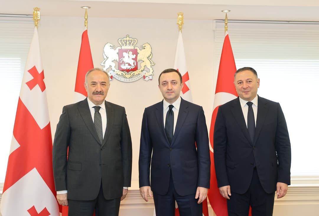 ირაკლი ღარიბაშვილი თურქეთის რესპუბლიკის ეროვნული უსაფრთხოების საბჭოს გენერალურ მდივანს შეხვდა
