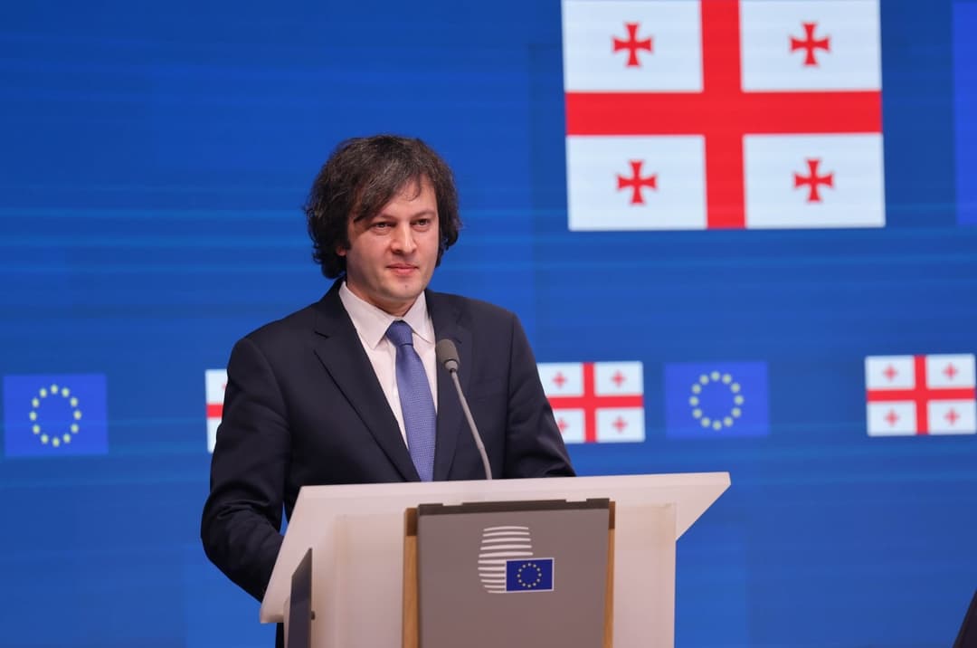 ირაკლი კობახიძე – ძალიან სამწუხაროა, რომ ჟურნალისტების უმძიმესი შეურაცხყოფა ჯერჯერობით არცერთ დიპლომატს და “ენჯეოს” არ დაუგმია