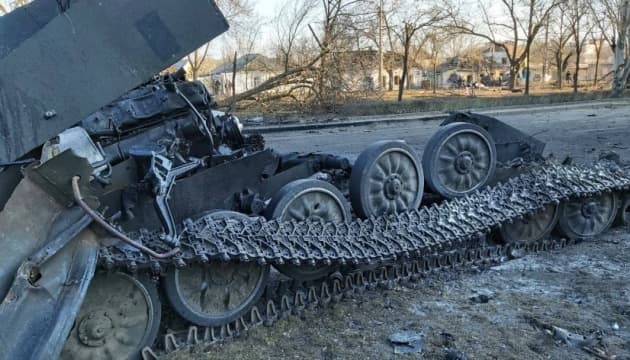 Dozens of soldiers, civilians dead in Kherson, mayor says