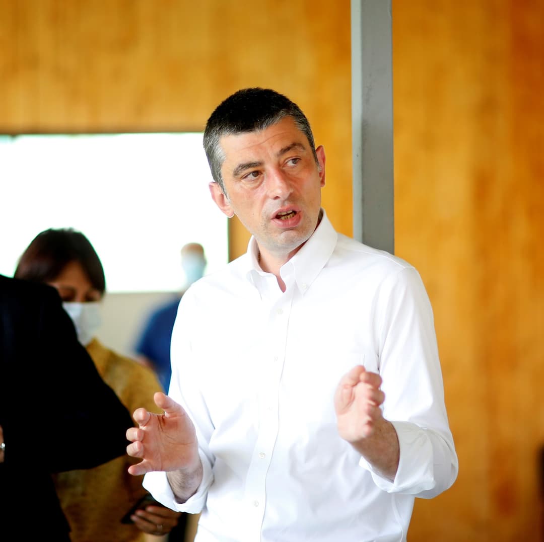 გიორგი გახარია – ჩვენც “ოცნებიდან” მოვდივართ, მათ რაც უნდა იკადრონ, ჩვენ არ უნდა ვიკადროთ, რომ ჩვენი წარსული ვლანძღოთ და ვაძაგოთ