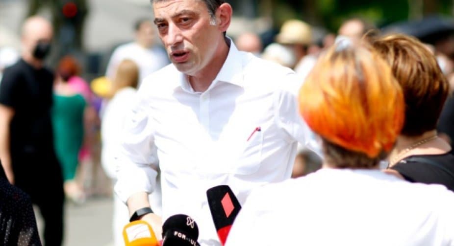 Frontnews image description