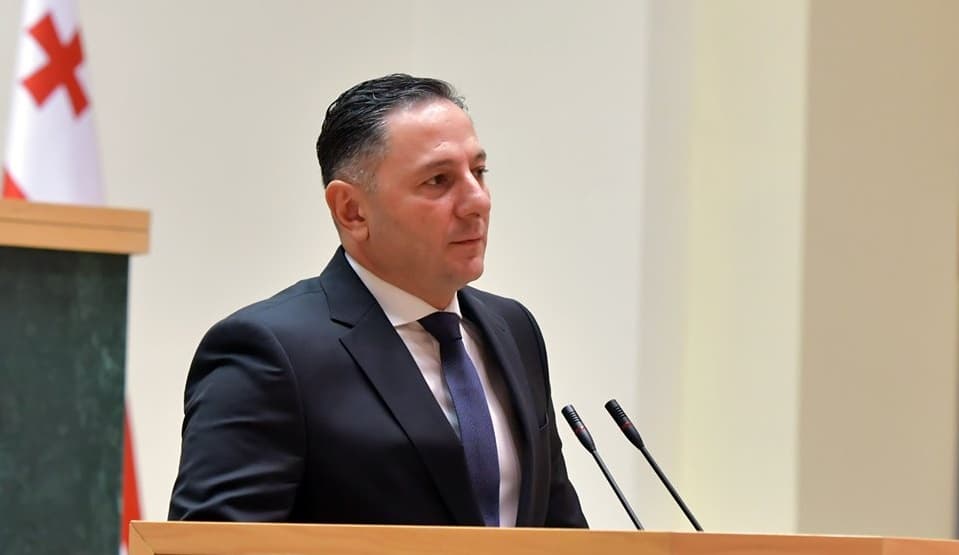 ვახტანგ გომელაური – ძალიან დიდი ხანია ძალოვან უწყებაში ვმუშაობ და არ მახსოვს, რომ ჟურნალისტების მიმართ ასეთი მასიური ძალადობა განხორციელებულიყო