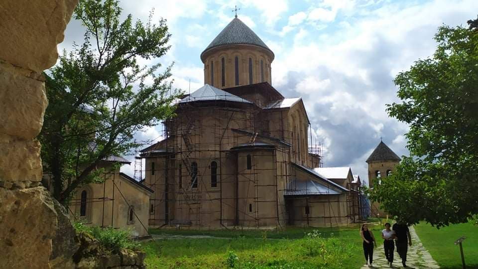 სამოქალაქო საზოგადოება გელათთან დაკავშირებით საერთაშორისო ექსპერტების დასკვნის გასაჯაროვებას ითხოვს