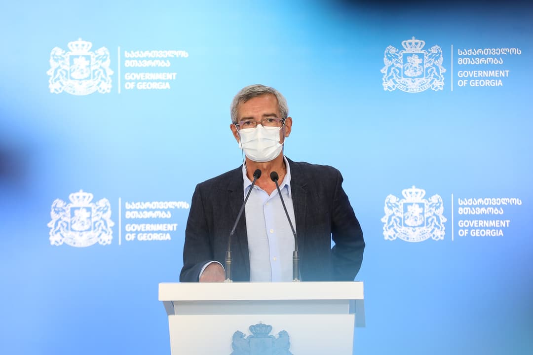 პაატა იმნაძე – კლუბებისგან განსხვავებით, რესტორნებში მაგიდები დისტანციის დაცვით არის განლაგებული და ევროპაშიც, ყველგან დახურულია კლუბები