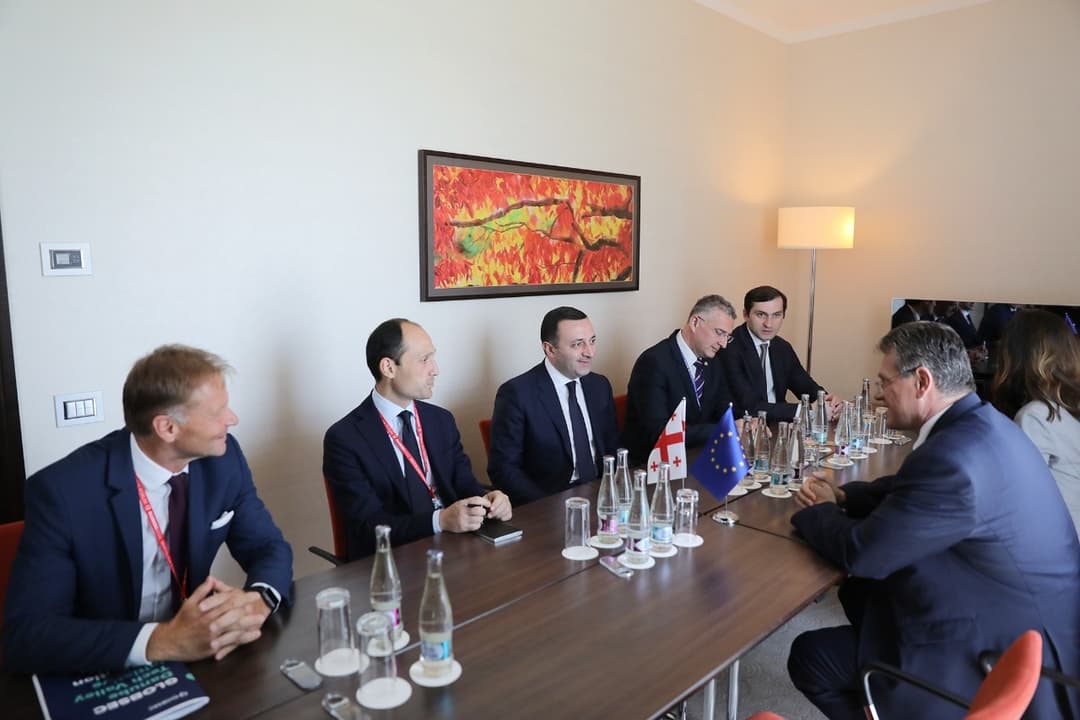 Georgian PM raises awaited EU candidate status at a meeting with European Commission Vice-President