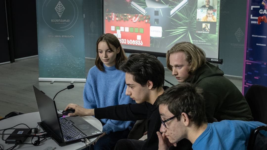 “საქართველოს ბანკის” მხარდაჭერით ოზურგეთის ტექნოპარკში პირველი 48 საათიანი ჰაკათონი – „Game Jam“ გაიმართა