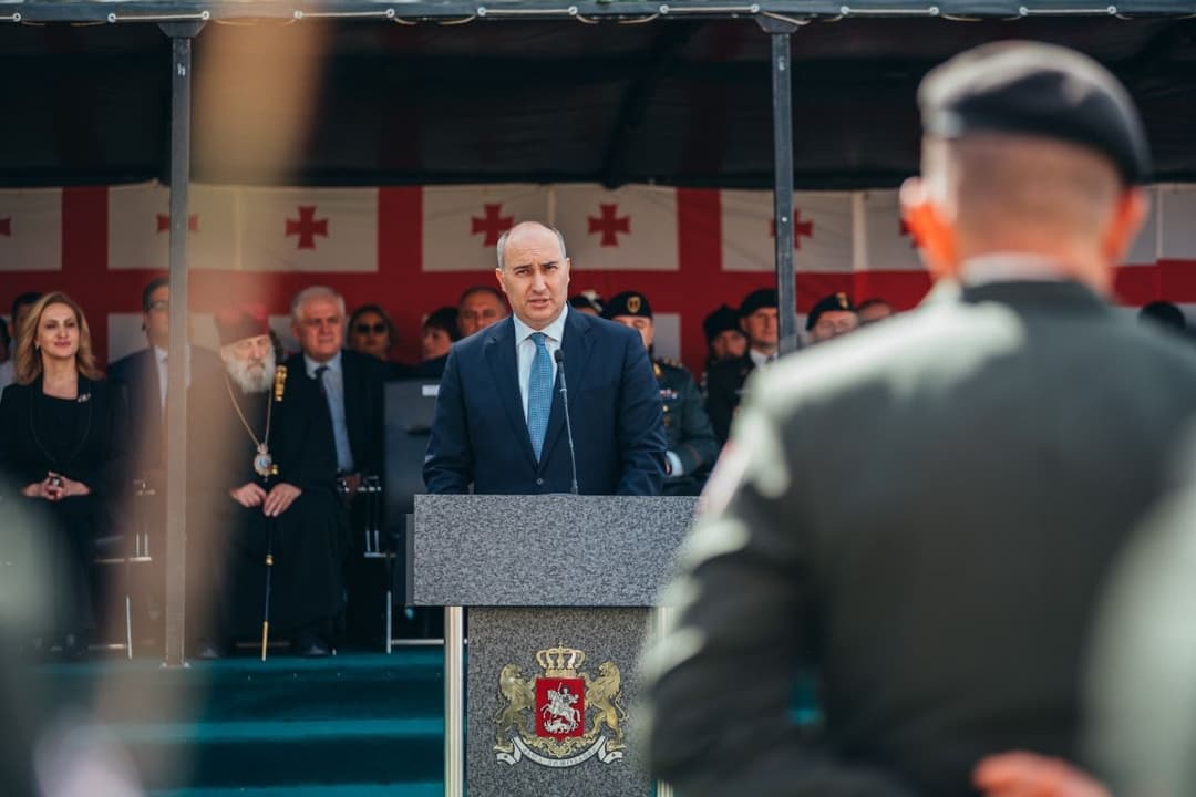 თავდაცვის მინისტრმა კადეტებს ახალი სასწავლო წლის დაწყება მიულოცა