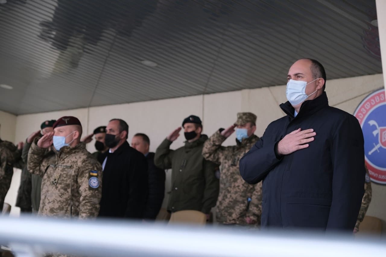 Frontnews image description