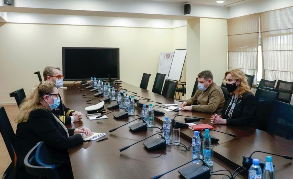 Frontnews image description