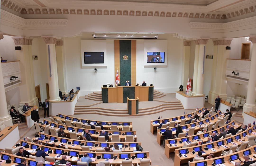 “უცხოური გავლენის გამჭვირვალობის შესახებ“ კანონპროექტისთვის მეორე მოსმენით კენჭისყრა ხვალისთვის გადაიდო