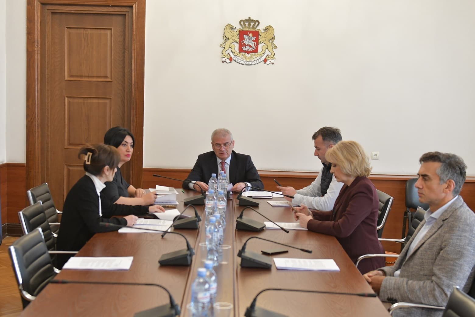 Frontnews image description