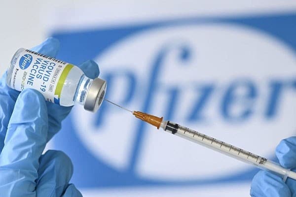 Pfizer suspends clinical trials in Russia, transfers revenues from the country to Ukraine