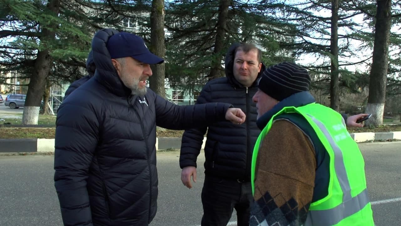 Frontnews image description