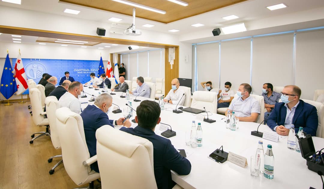 “თბილსერვის ჯგუფი“ საყოფაცხოვრებო ნარჩენებს დედაქალაქის მასშტაბით, ღამის საათებში გაიტანს