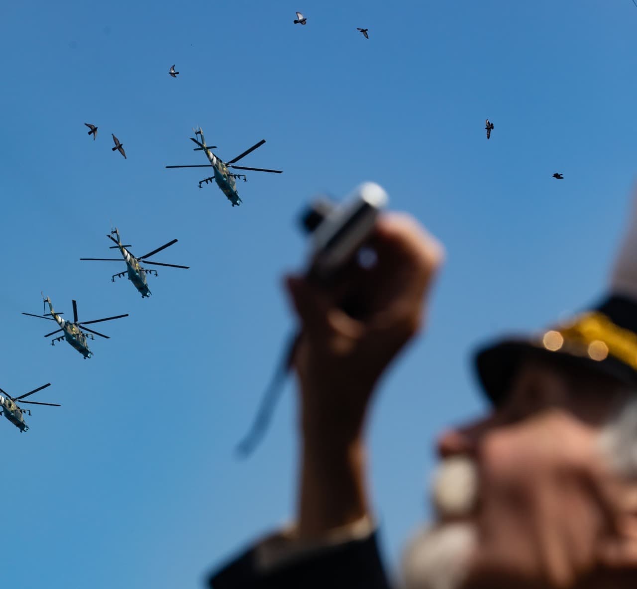 Frontnews image description