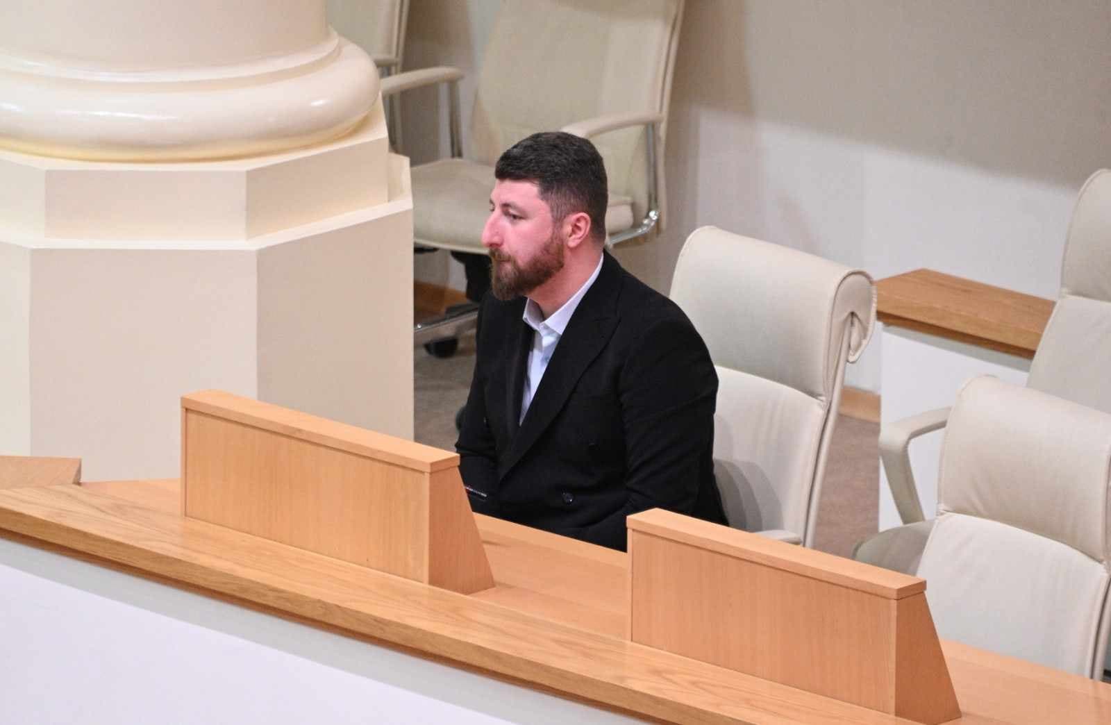 Frontnews image description