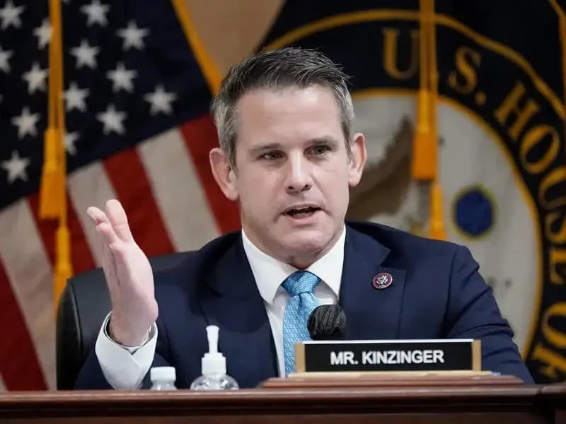 US Congressman Kinzinger “proud of” Georgian legion in Ukraine