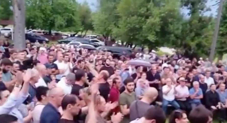 Georgia’s de facto Abkhaz Parliament recalls Russia-liked controversial bill amid protests